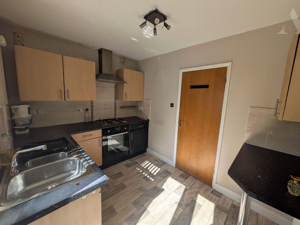 Property photo 3 of 11 Pxl_20250915_125758917