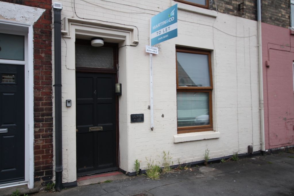 Property photo 1 of 9 Front Of Property