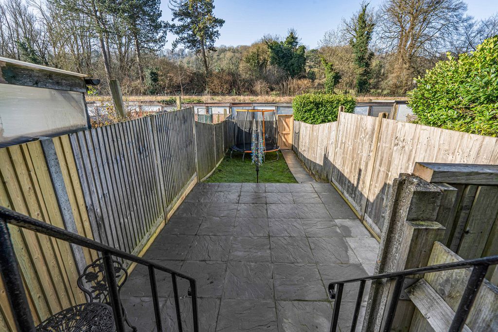 Property photo 2 of 22