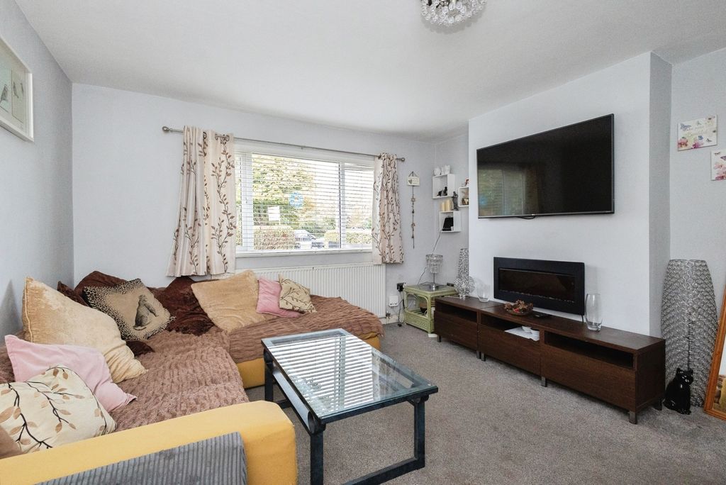 Property photo 3 of 27 Pbox-Img.Jpg