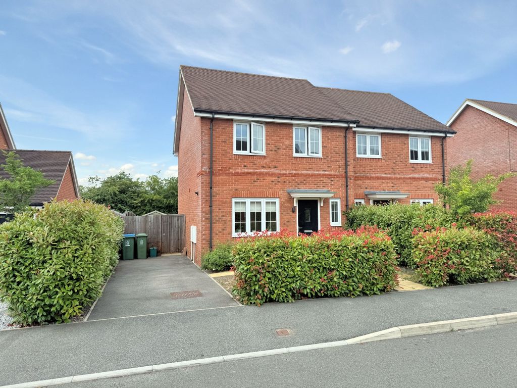 Property photo 1 of 10 4348211