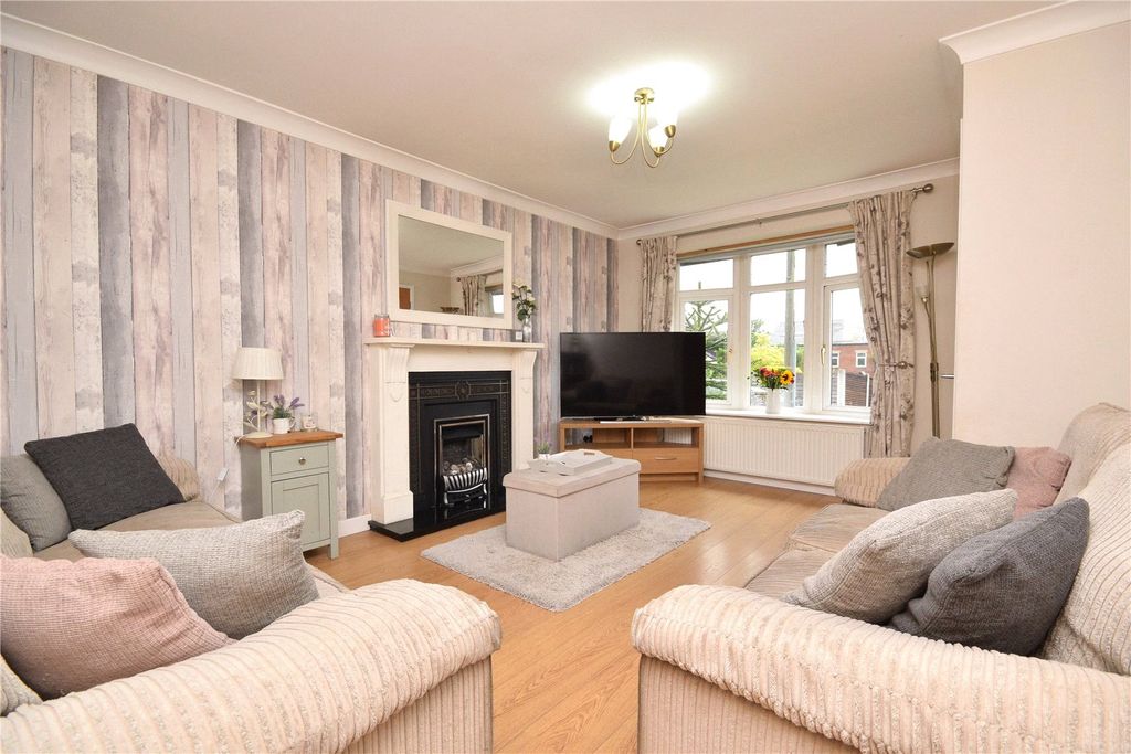 Property photo 3 of 20 Picture No. 02