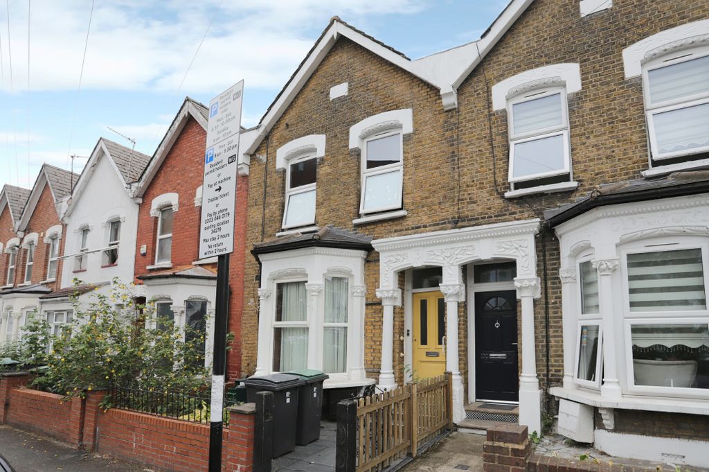Property photo 1 of 8 Img_8412