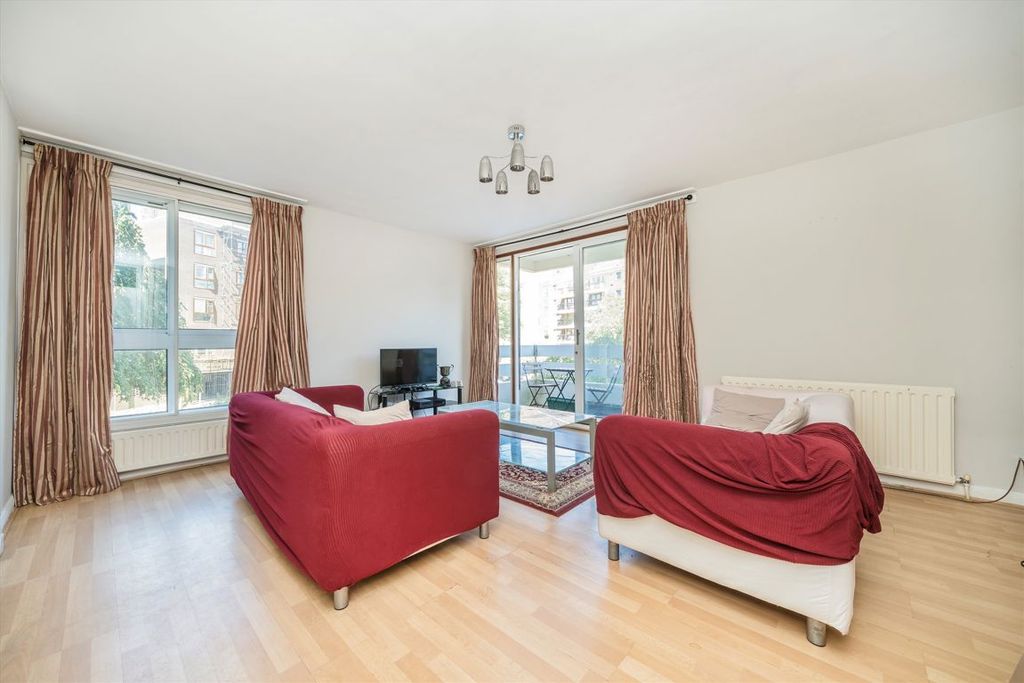 Property photo 2 of 6