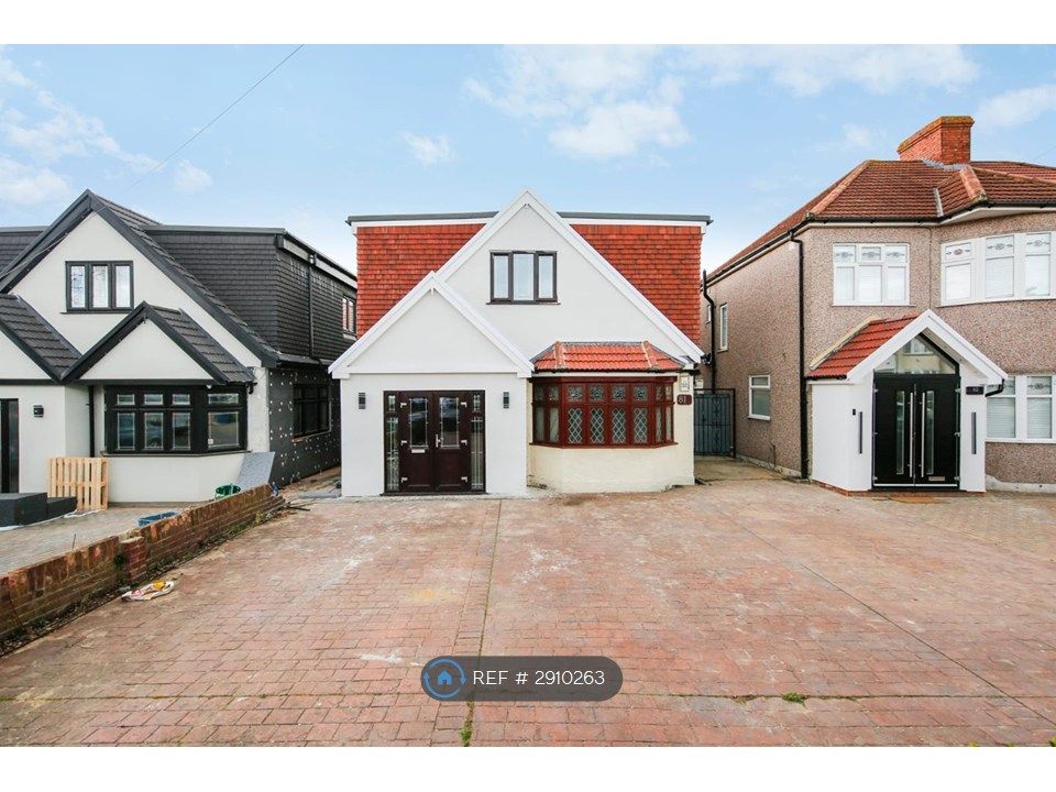 Property photo 2 of 33