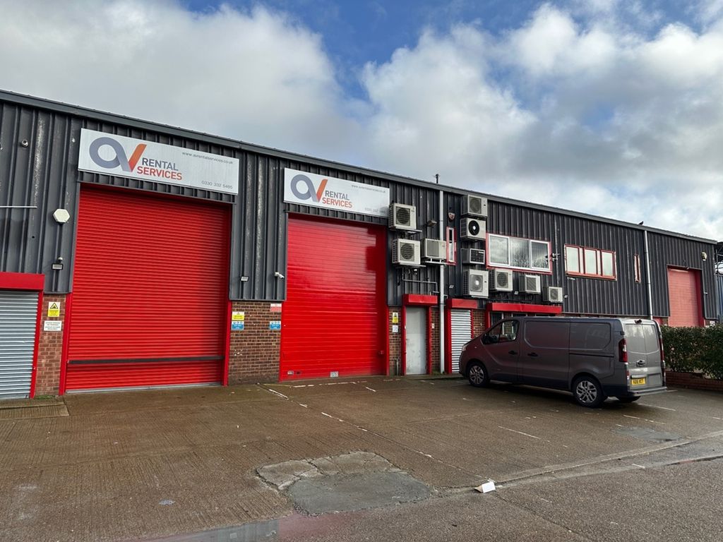 Property photo 1 of 3