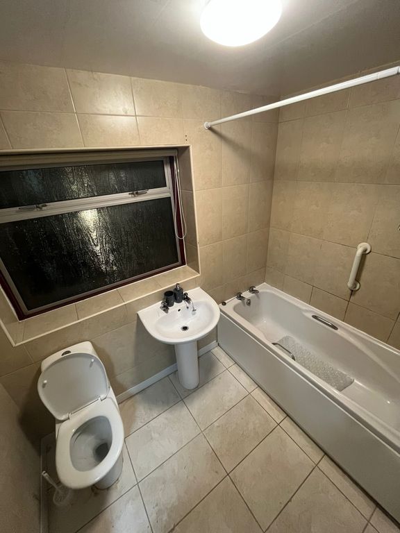 Property photo 3 of 3