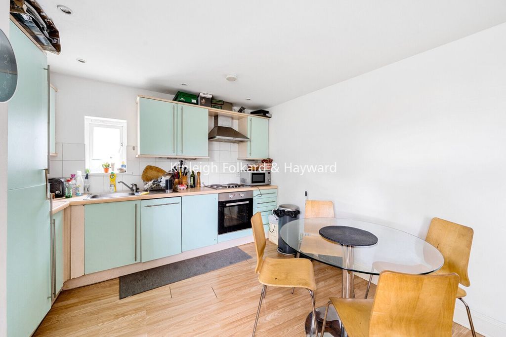 Property photo 2 of 18 Picture No. 08