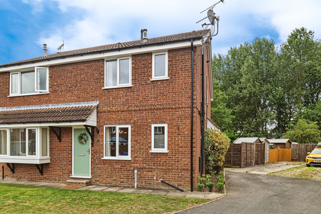 Property photo 1 of 15