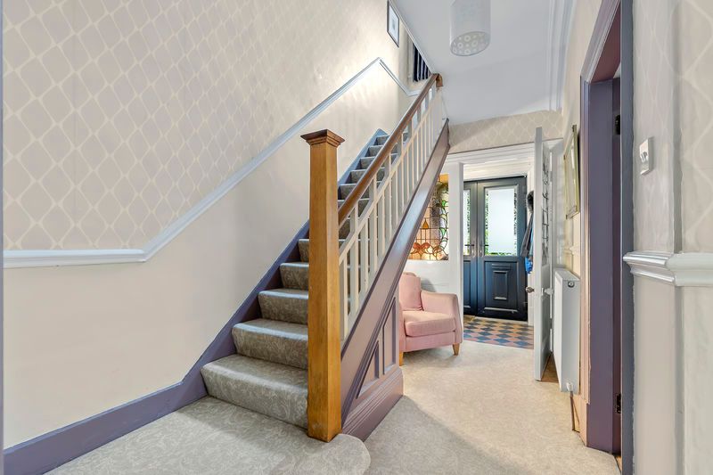 Property photo 3 of 47 Photo 5