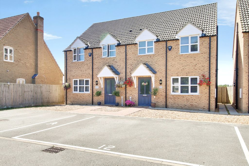 Property photo 2 of 15