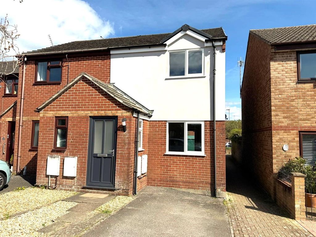 Property photo 1 of 13 Front.Jpg