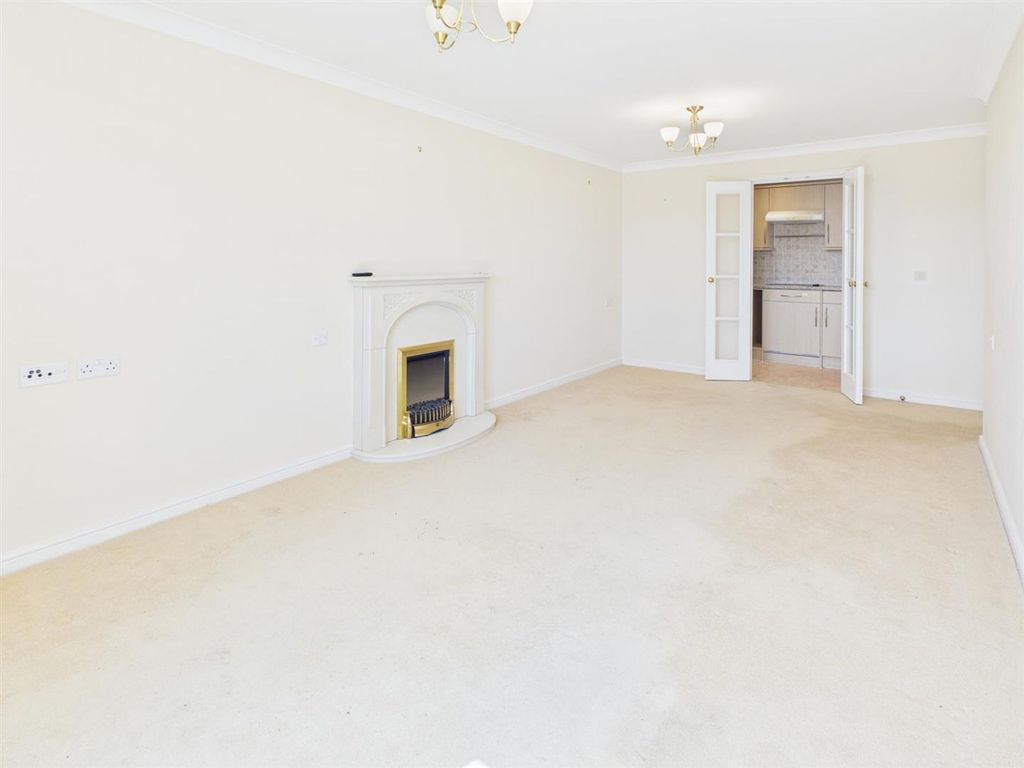 Property photo 2 of 19 Cam04116G0-Pr0309-Still007.Jpg