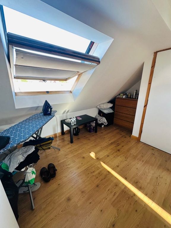 Property photo 2 of 3