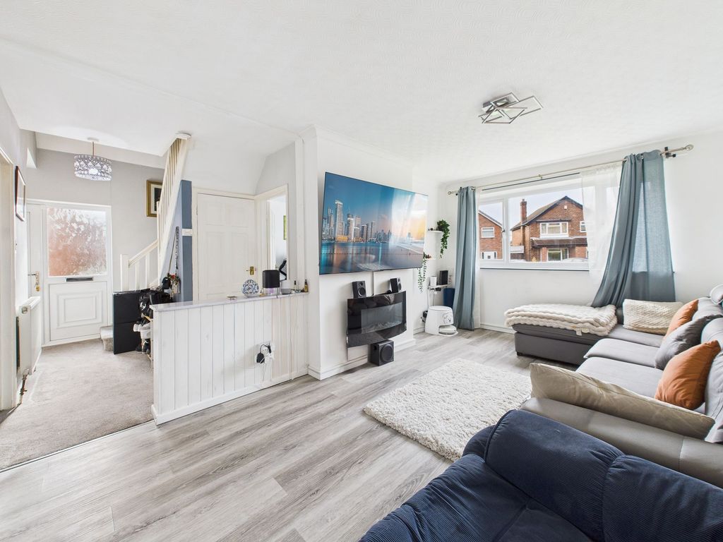 Property photo 2 of 15 Entrance Hallway Through To Lounge