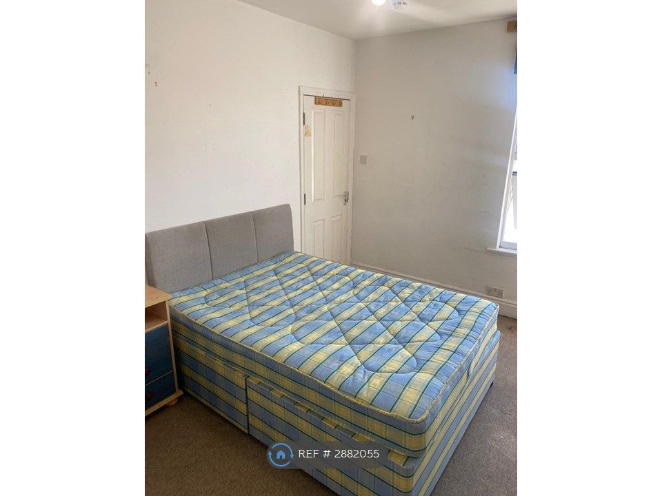 Property photo 3 of 4