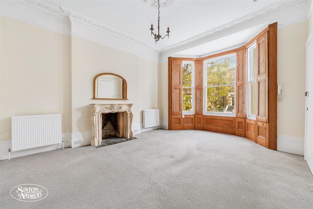 Property photo 2 of 10 2C Churchfield Road-2.Jpg