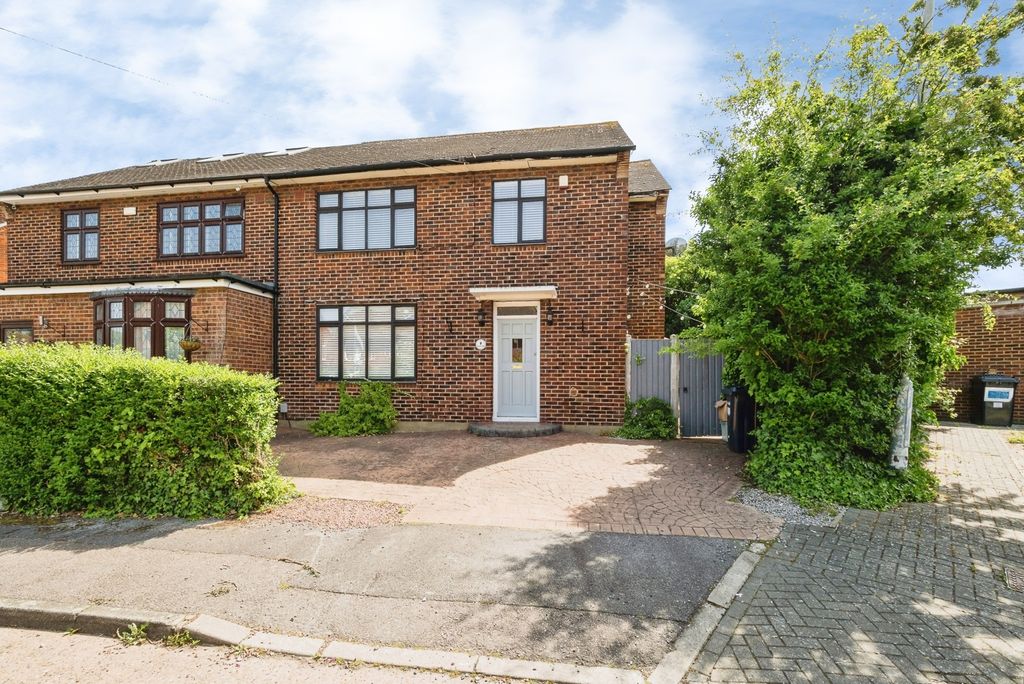 Property photo 1 of 16 Pbox-Img.Jpg