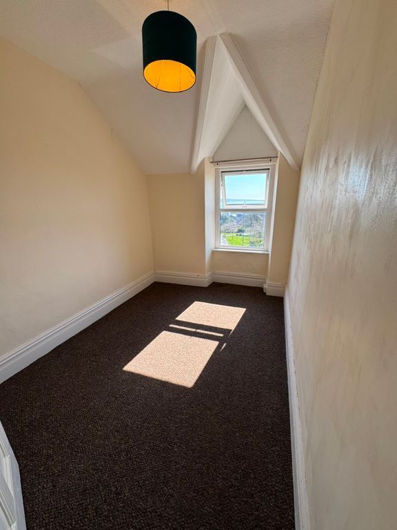 Additional image 7 of 3 bed flat to rentBron Trefor, Y Maes, Criccieth LL52