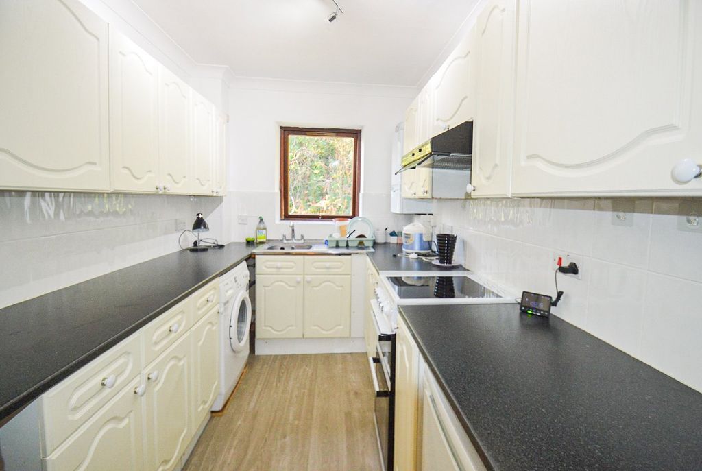 Property photo 3 of 7 Picture No. 08