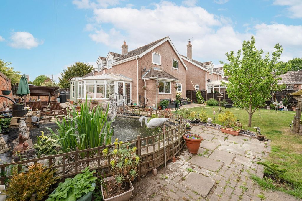 Property photo 1 of 29