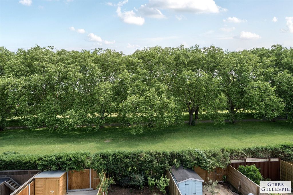 Property photo 3 of 20 Picture No. 16