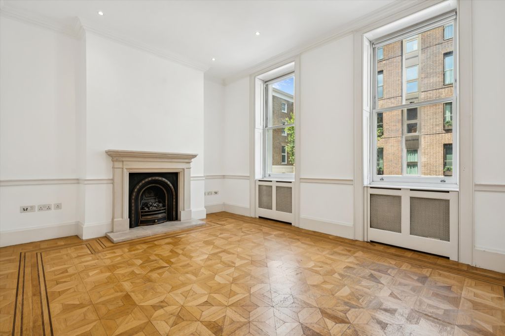 Property photo 1 of 17 Image