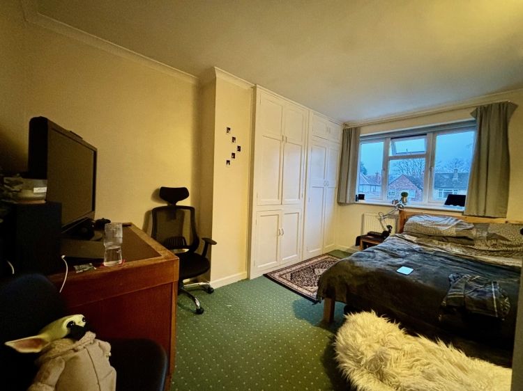 Property photo 3 of 8 Bedroom 3