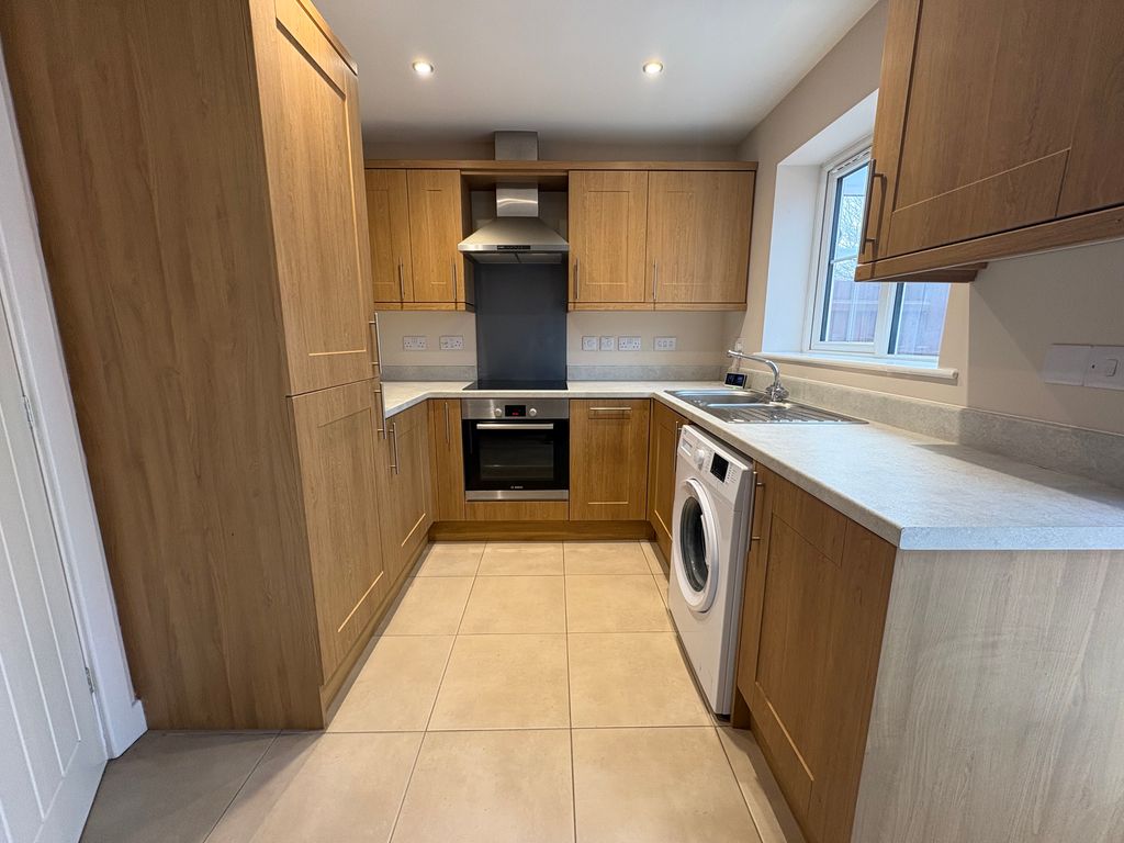 Property photo 3 of 14 Img_6080