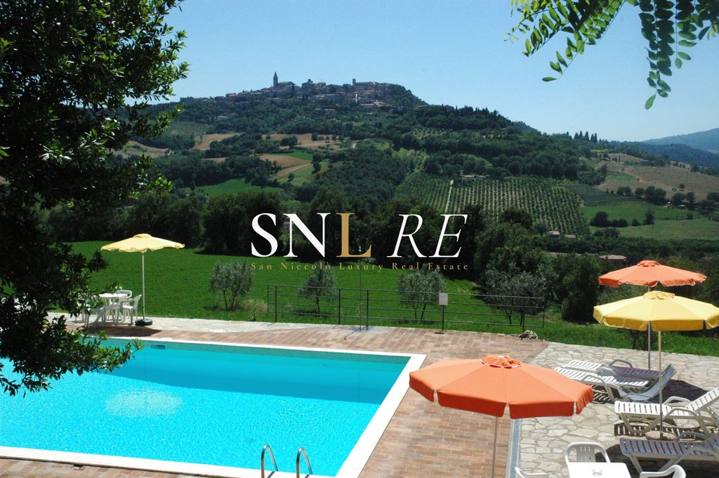 Property photo 2 of 23