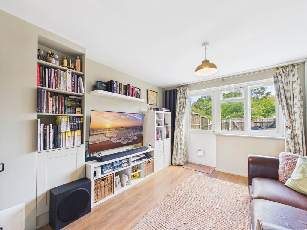 Property photo 3 of 16