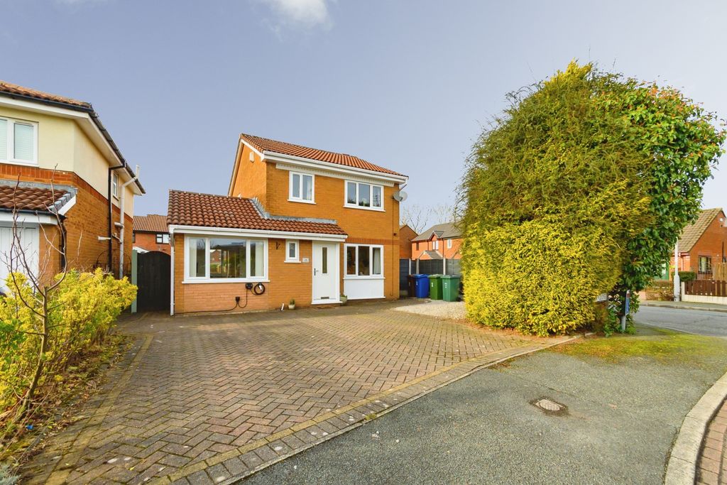 Property photo 1 of 17 Front View