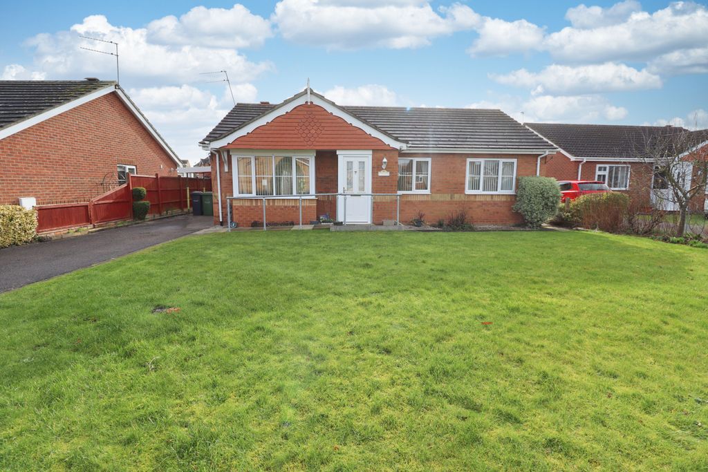 Property photo 1 of 11 Img_7385
