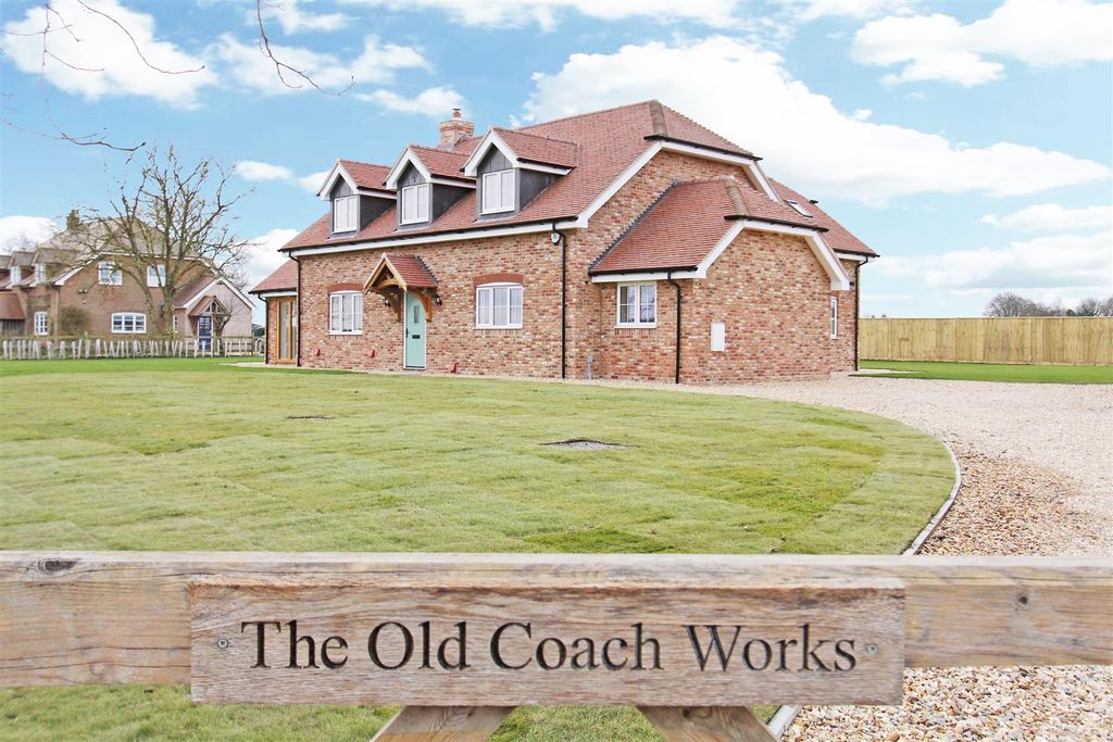 Property photo 1 of 22 The Old Coachworks