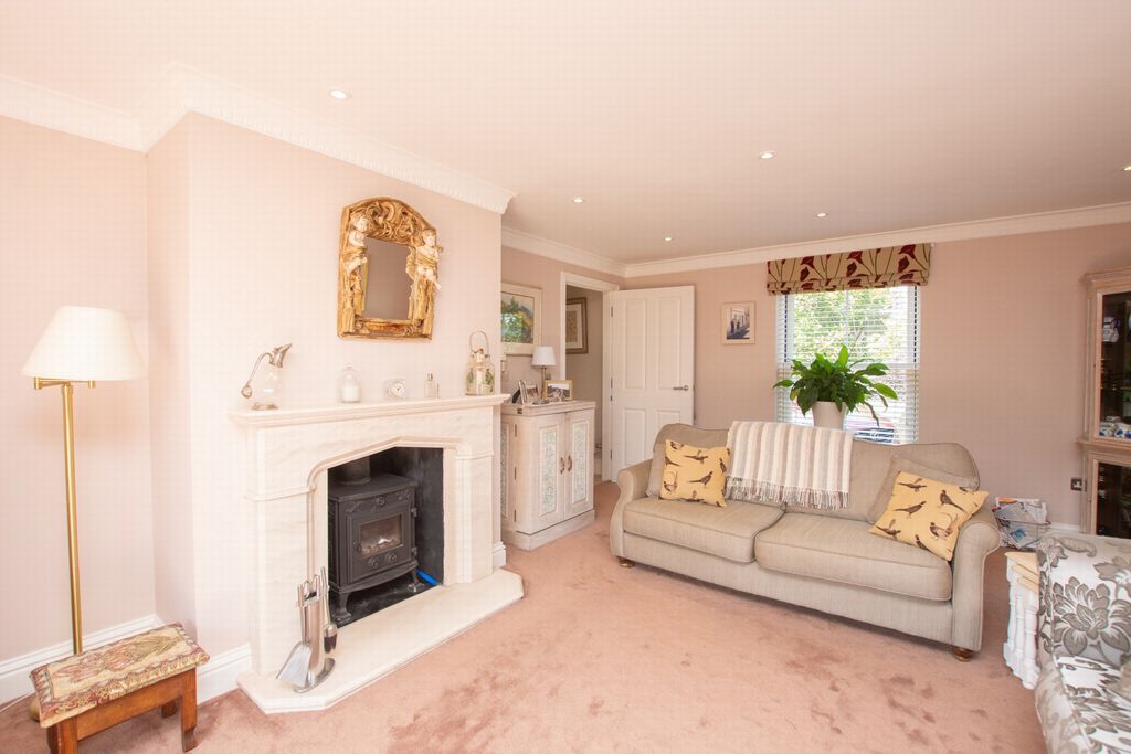 Property photo 3 of 19 Photo 3