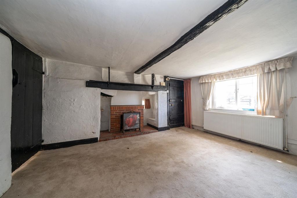 Property photo 2 of 24 Dining Room