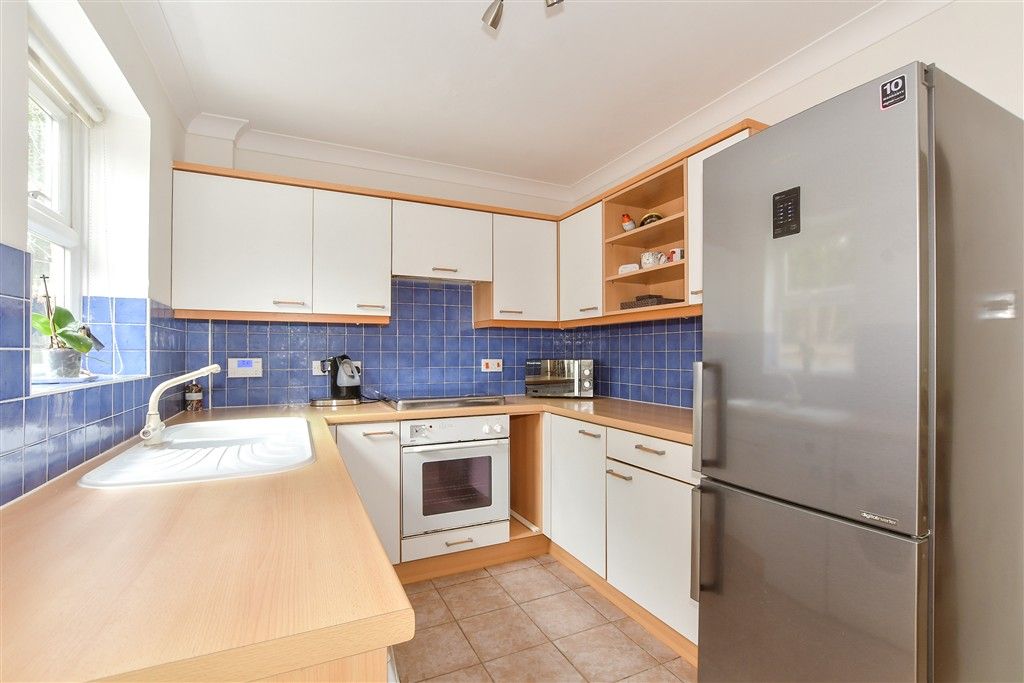 Property photo 3 of 14 Kitchen/Diner
