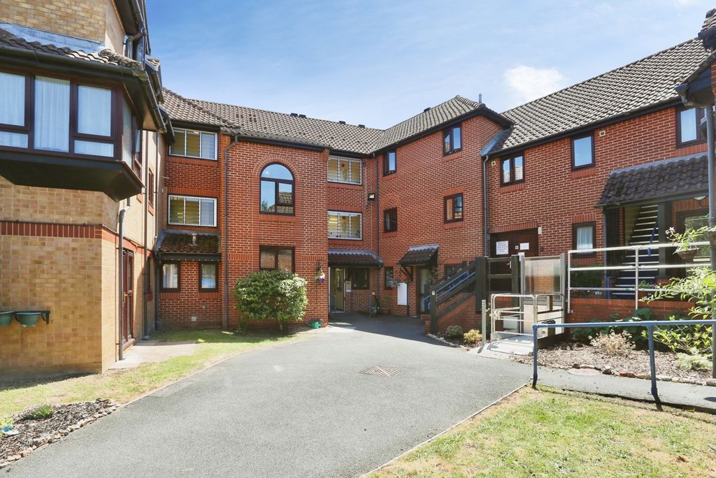 Property photo 1 of 15 Pbox-Img.Jpg