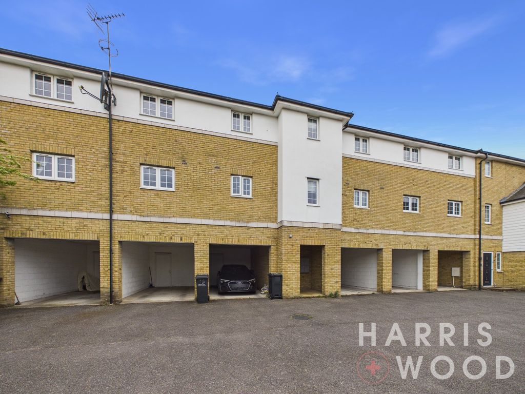 Property photo 1 of 18 4886040