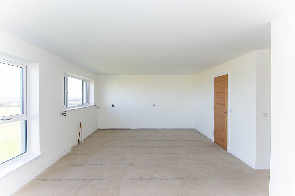 Property photo 3 of 12 Not Specified