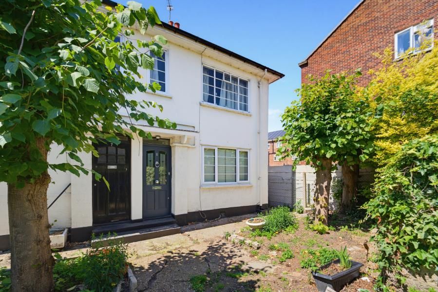 Property photo 2 of 12