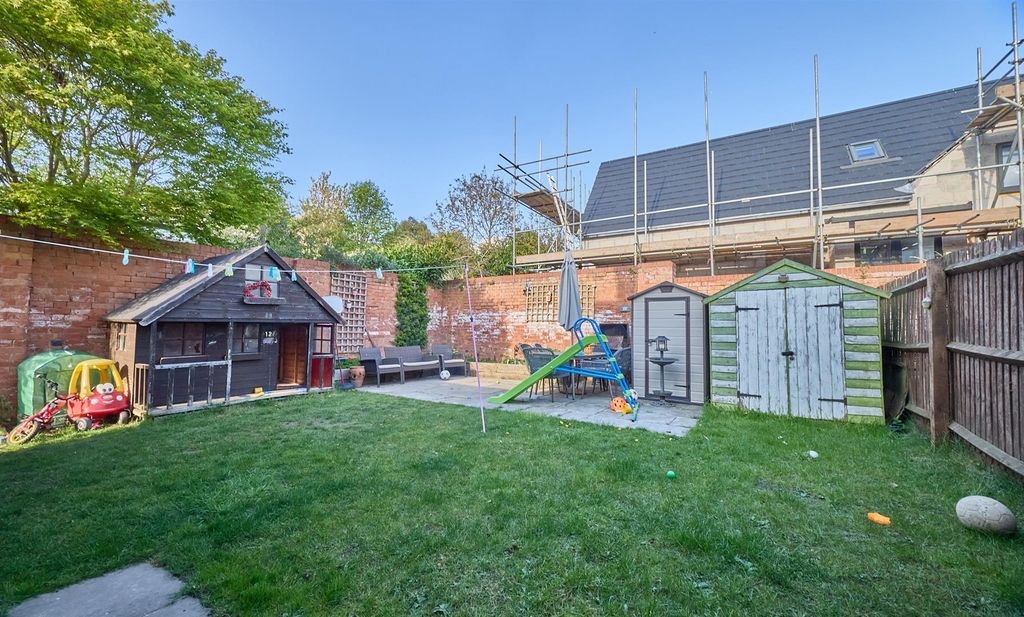 Property photo 3 of 13