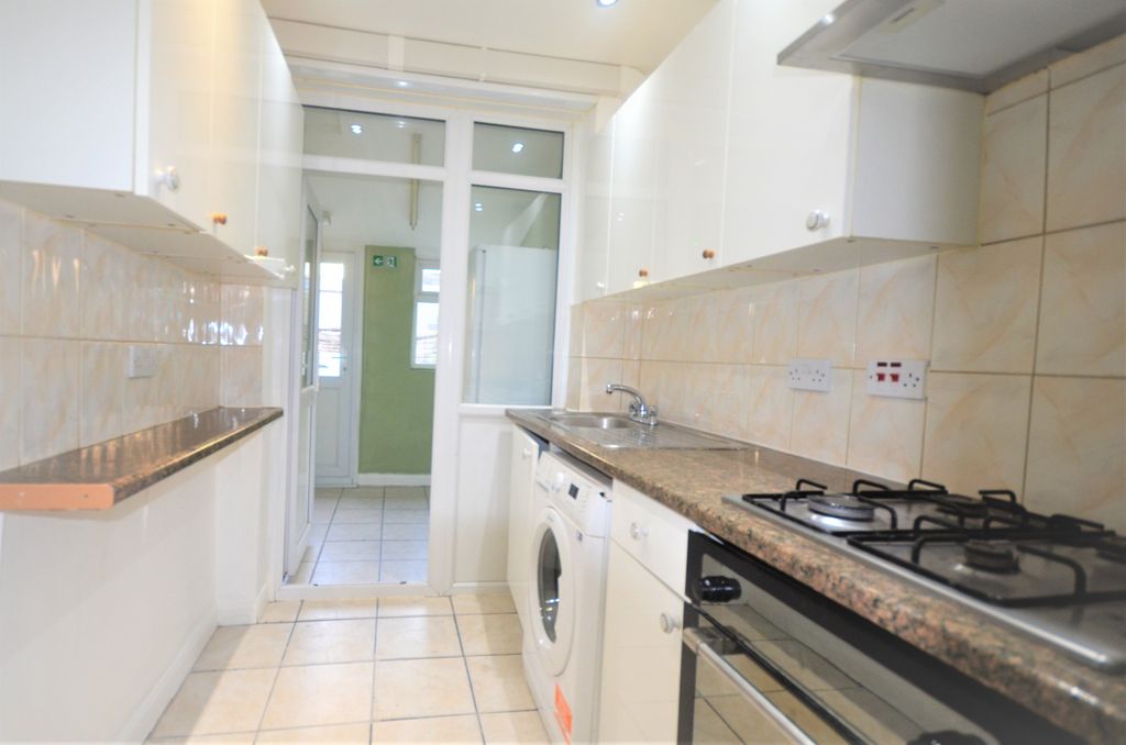 Property photo 1 of 13 Three Bedroom House