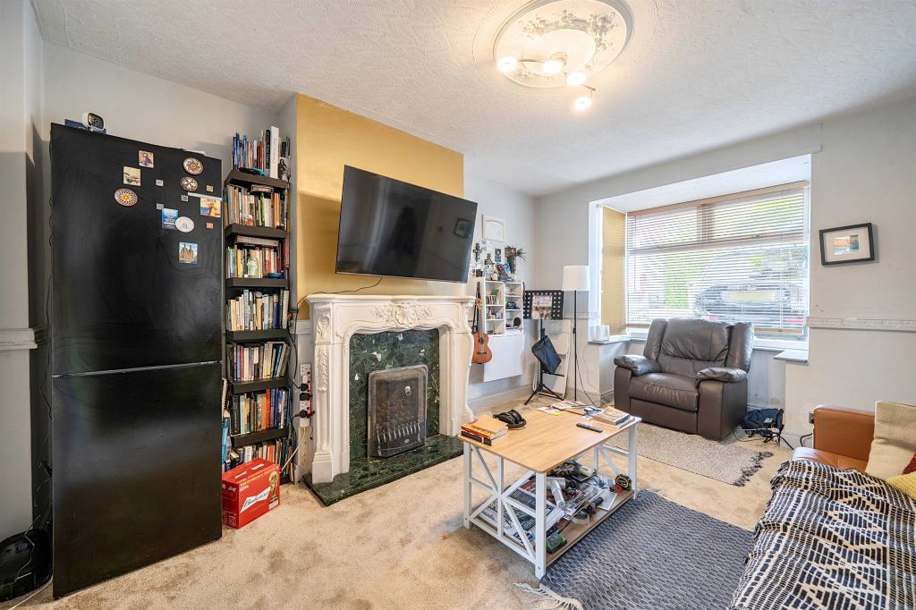 Property photo 2 of 14