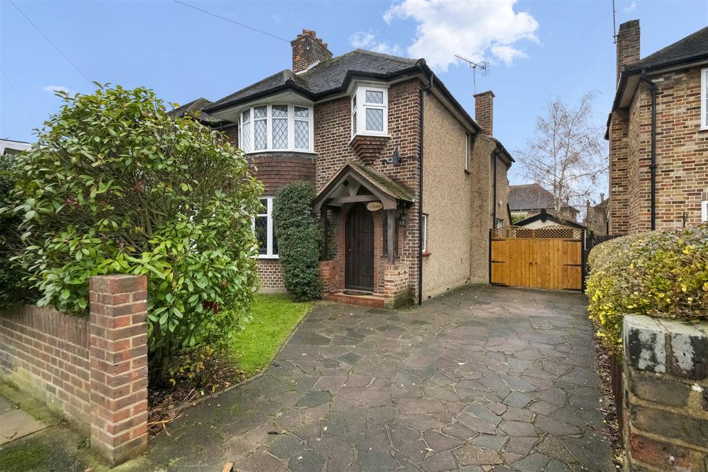 Property photo 1 of 16