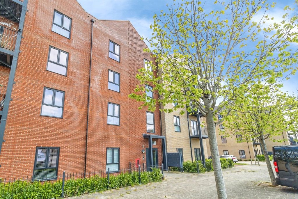 Property photo 1 of 19 Picture No. 10