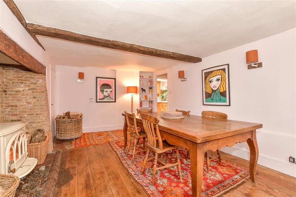 Property photo 1 of 18 Dining Room