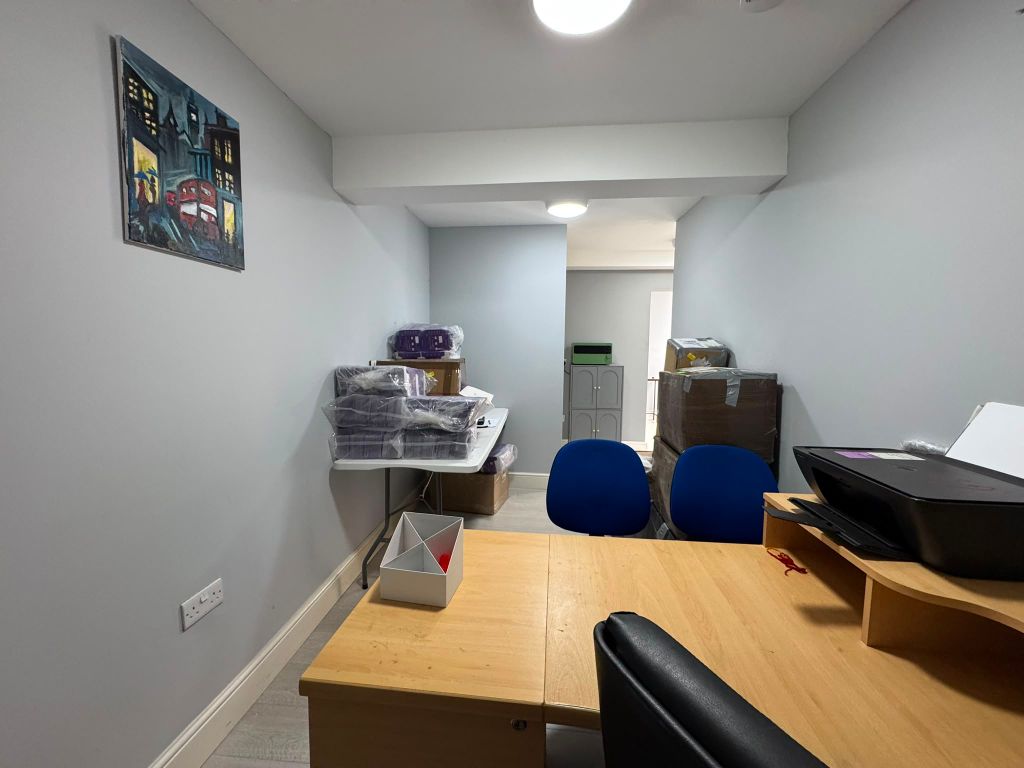 Property photo 3 of 5 Unit 2, Springfield, Ha1 1Qf (6)