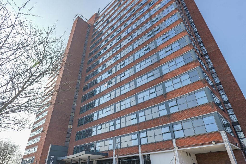 Property photo 1 of 19