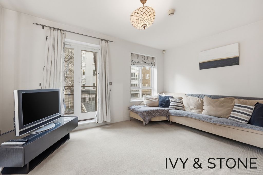 Property photo 2 of 32 4704291